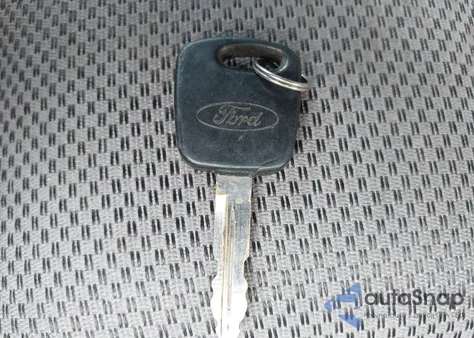 2003 Ford F-150 Lariat/Xl/Xlt из США, поврежденный, VIN 1FTRX18L33NA55217